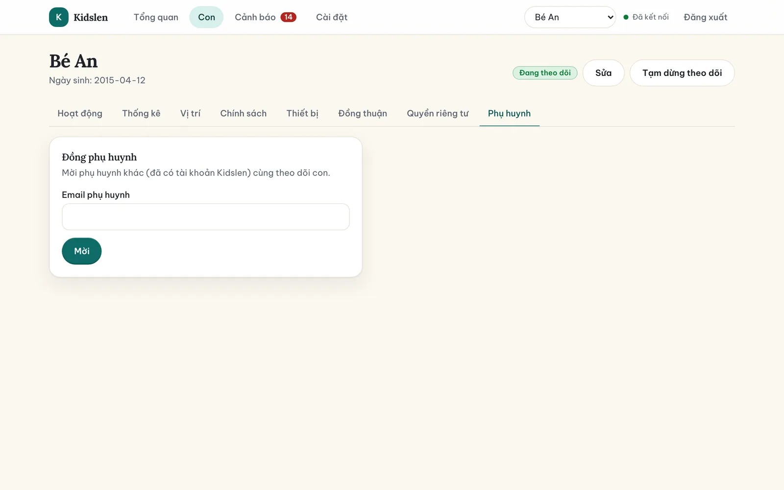 Tab Đồng phụ huynh với ô email và nút Mời.